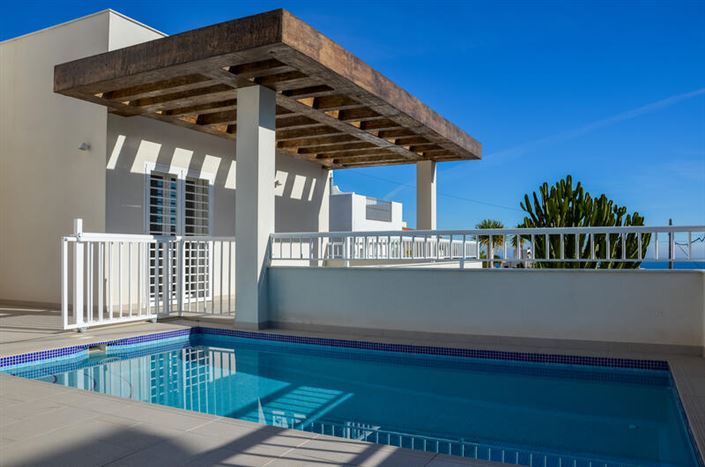 Image No.2-4 Bed Villa for sale