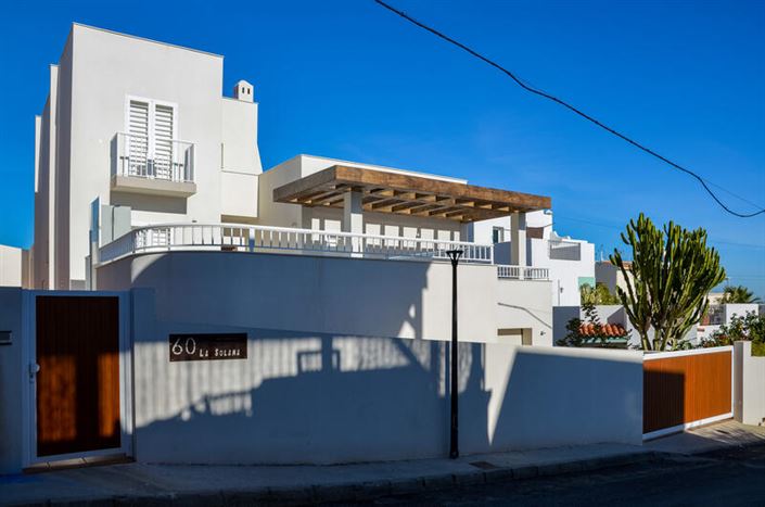 Image No.59-4 Bed Villa for sale