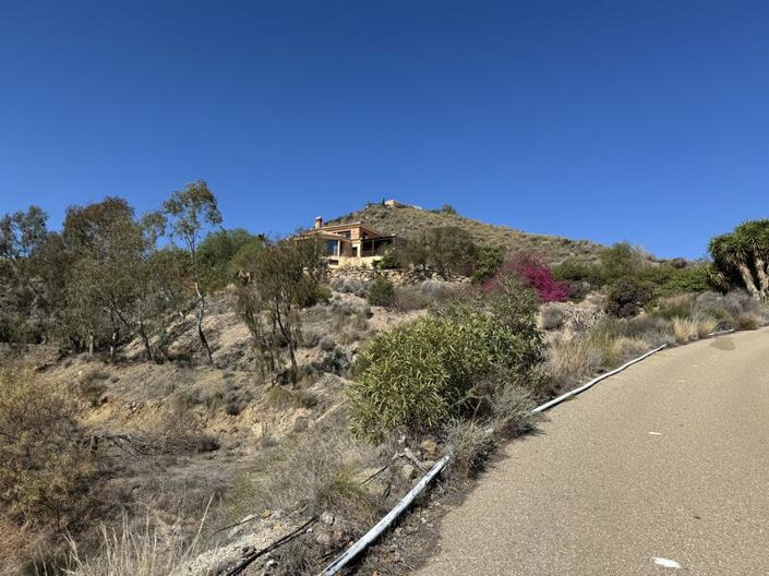 Image No.9-5 Bed Villa for sale