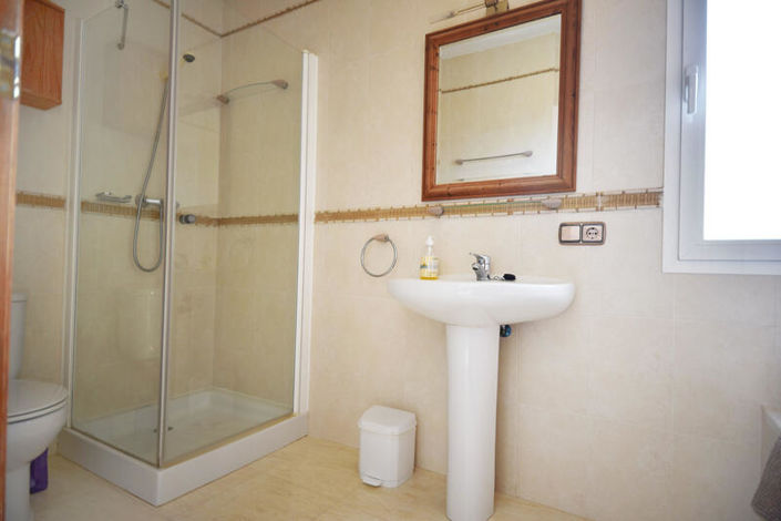 Image No.22-4 Bed Villa for sale