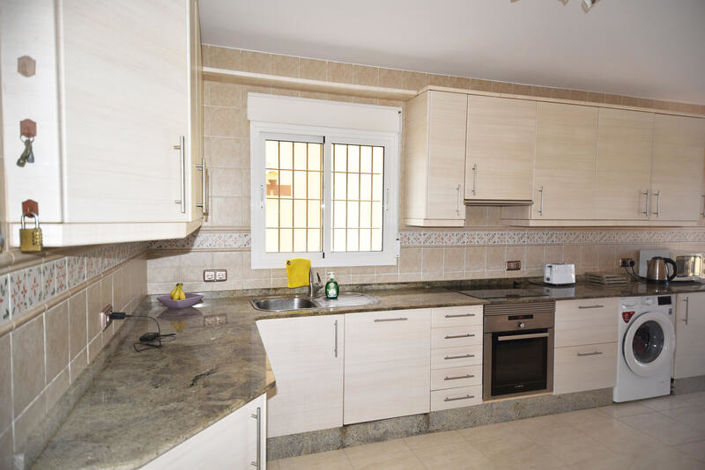 Image No.12-4 Bed Villa for sale