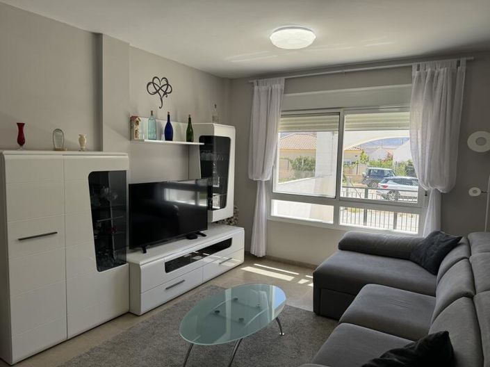 Image No.15-3 Bed Townhouse for sale