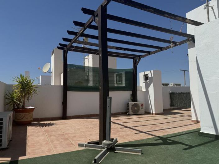 Image No.35-3 Bed Townhouse for sale