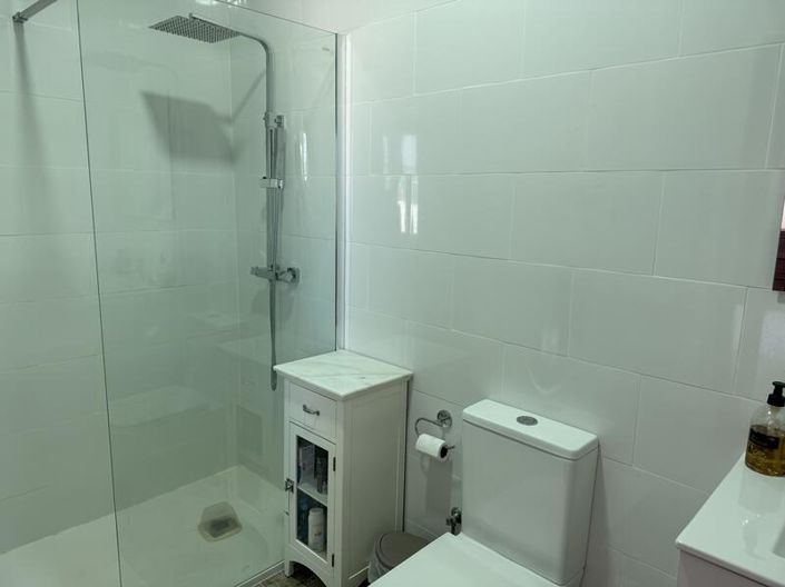 Image No.26-4 Bed Villa for sale