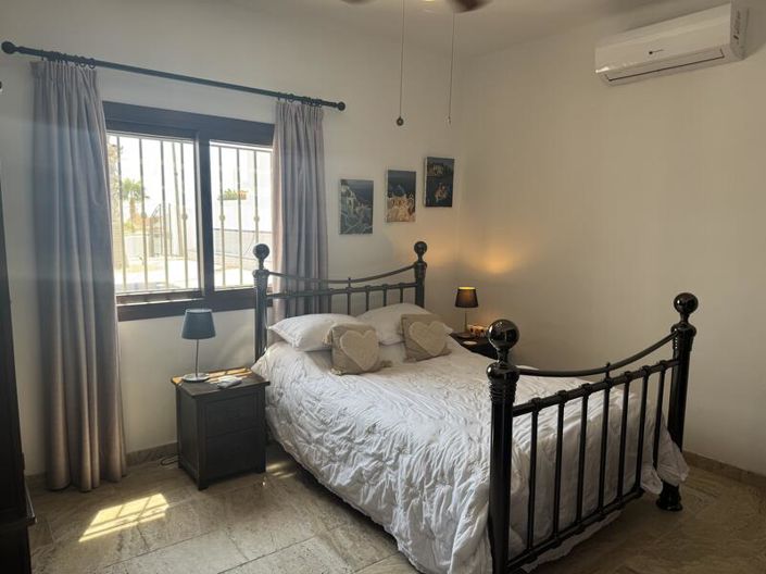 Image No.58-4 Bed Villa for sale