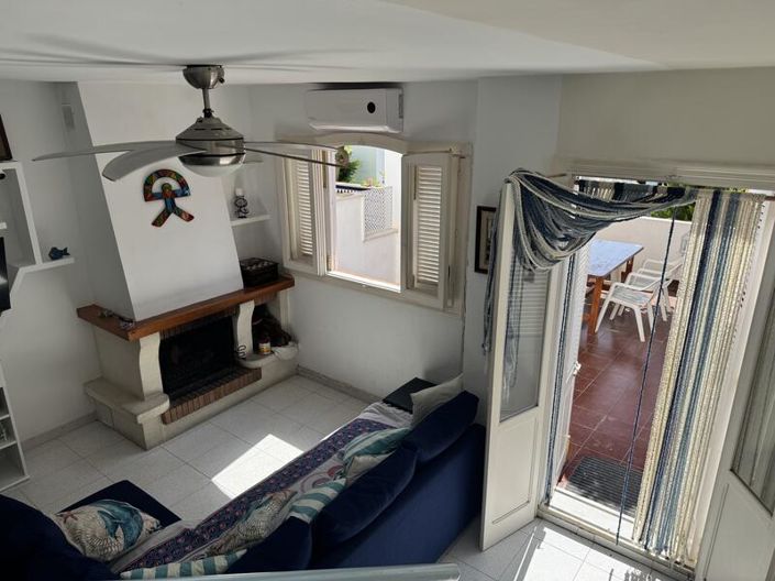 Image No.30-3 Bed Townhouse for sale