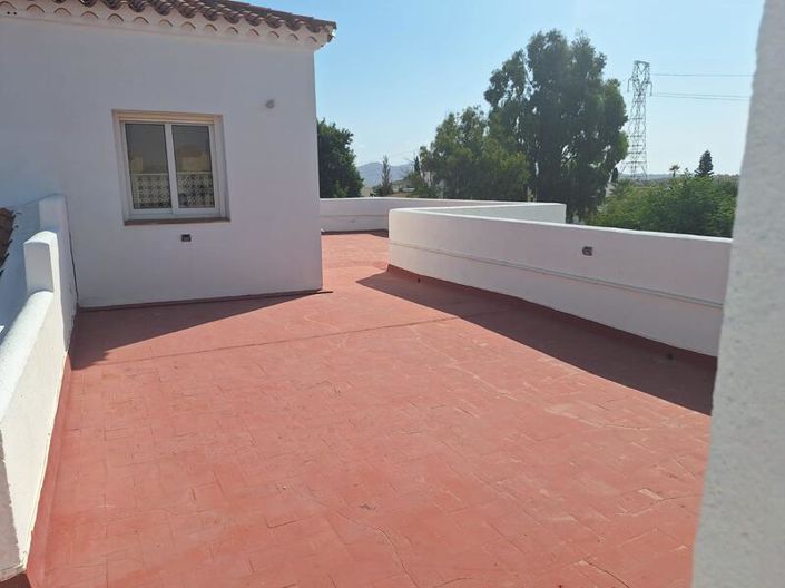 Image No.3-3 Bed Villa for sale