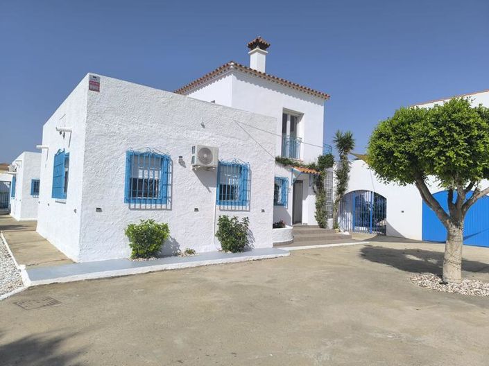 Image No.37-3 Bed Villa for sale