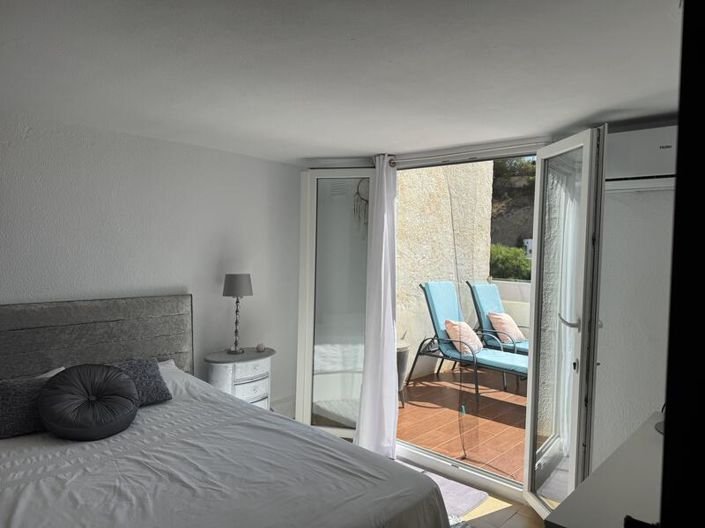 Image No.12-4 Bed Villa for sale