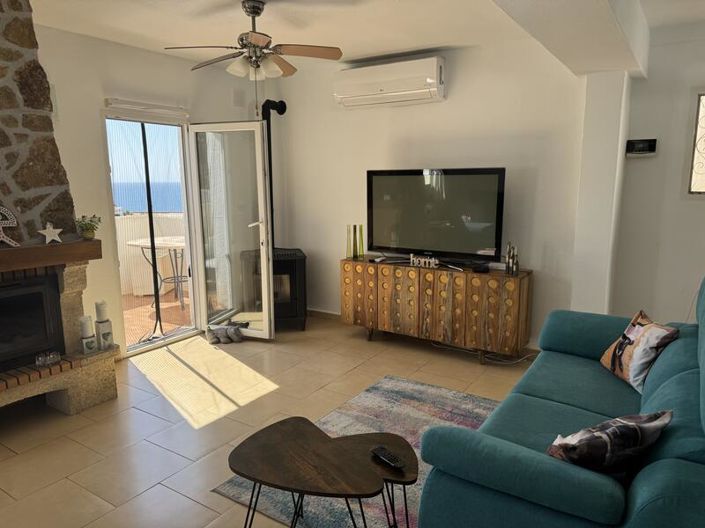 Image No.2-4 Bed Villa for sale