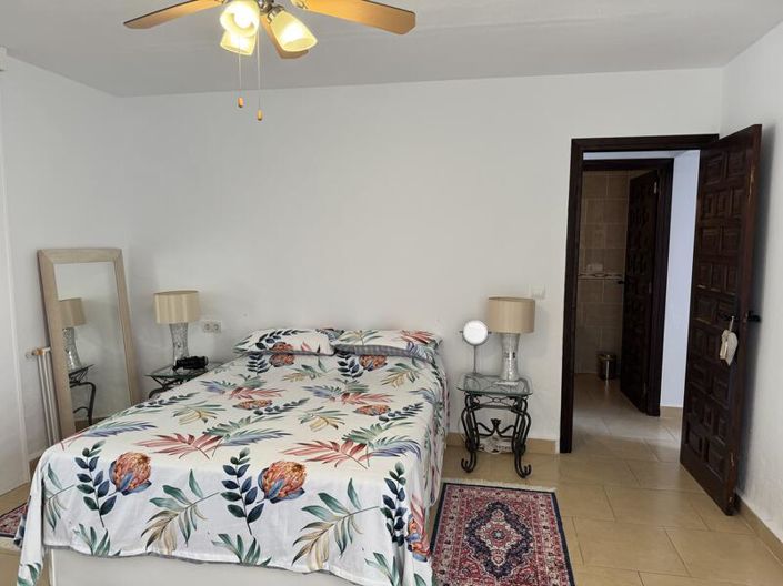 Image No.23-4 Bed Villa for sale