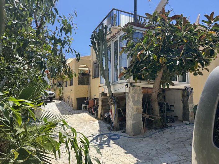 Image No.25-3 Bed Villa for sale