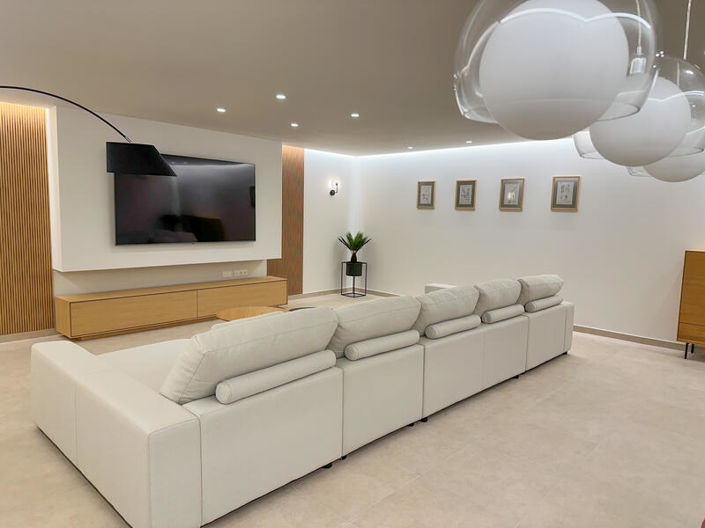 Image No.2-3 Bed Villa for sale