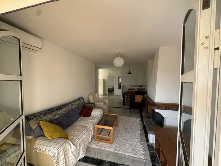 Image No.40-2 Bed Apartment for sale