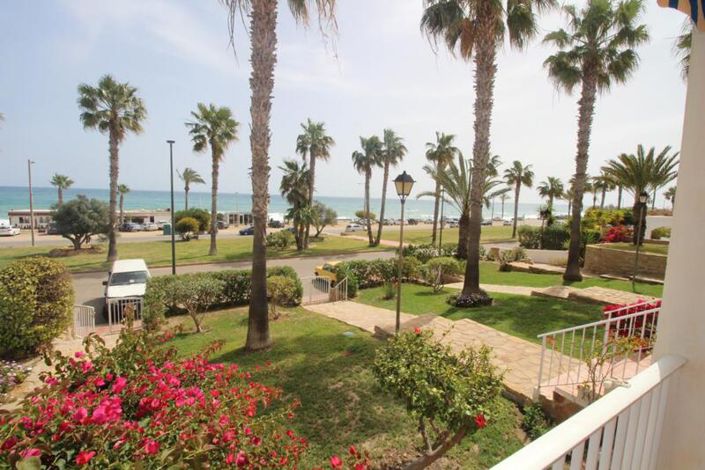 Image No.17-4 Bed Townhouse for sale