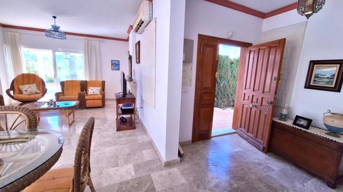 Image No.42-4 Bed Villa for sale