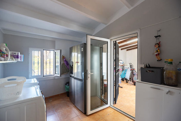 Image No.17-5 Bed Villa for sale