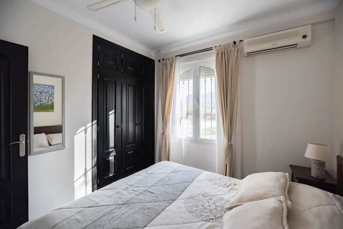 Image No.33-5 Bed Villa for sale