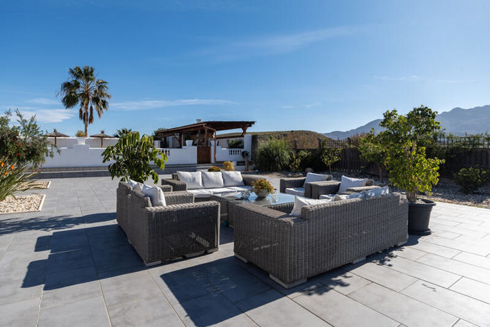 Image No.42-5 Bed Villa for sale