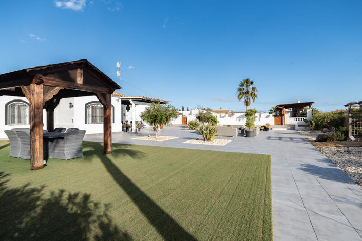 Image No.44-5 Bed Villa for sale