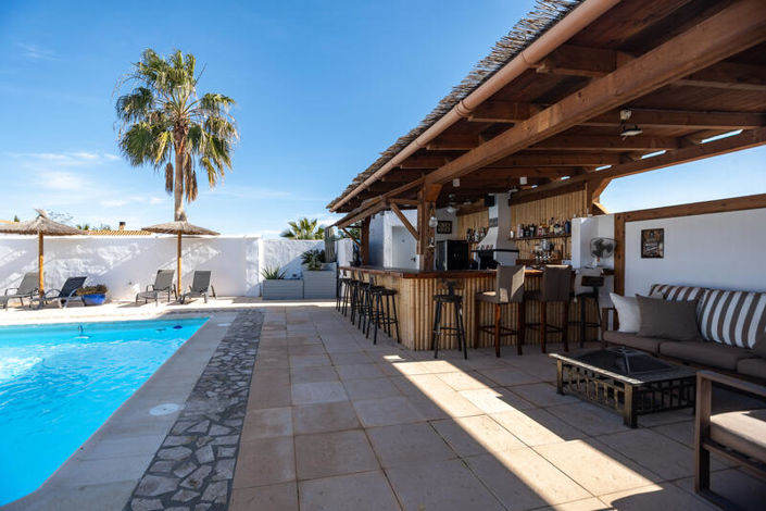 Image No.46-5 Bed Villa for sale