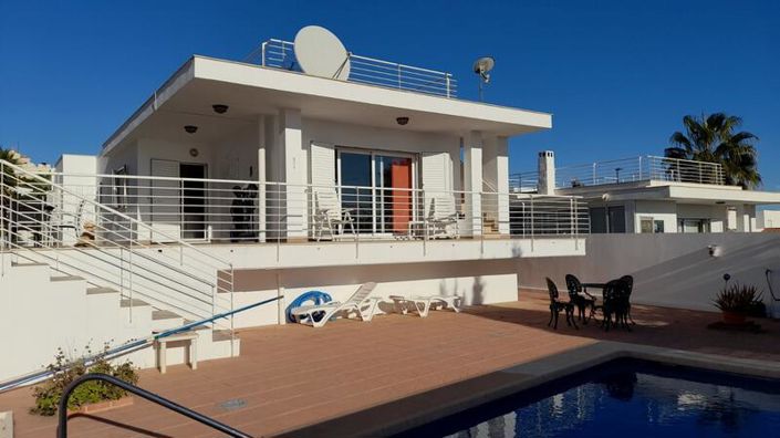 Image No.1-3 Bed Property for sale