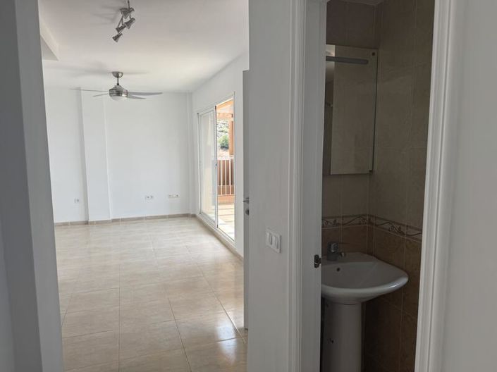 Image No.18-1 Bed Apartment for sale