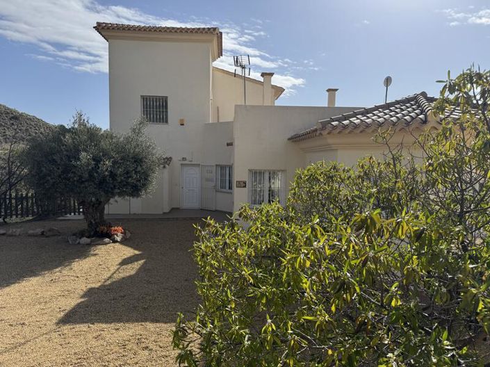 Image No.12-4 Bed Villa for sale