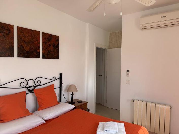 Image No.42-4 Bed Villa for sale