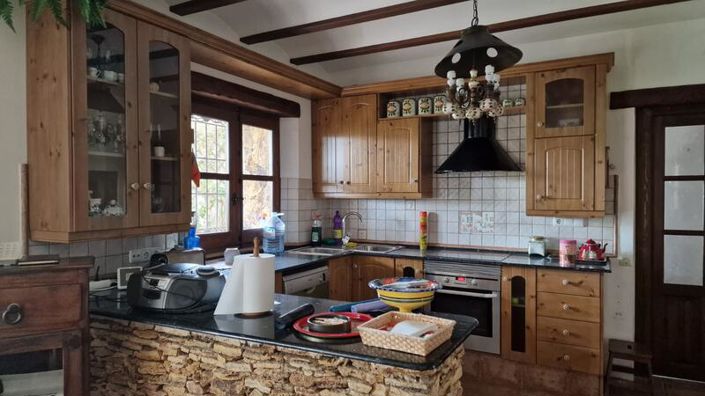 Image No.9-4 Bed Villa for sale