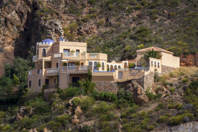 4 Bed Villa for sale