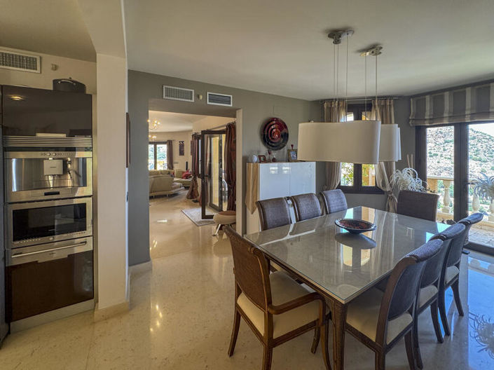 Image No.13-4 Bed Villa for sale