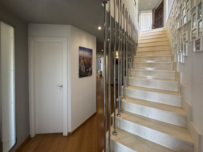 Image No.32-4 Bed Villa for sale