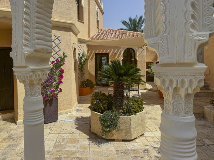 Image No.49-4 Bed Villa for sale