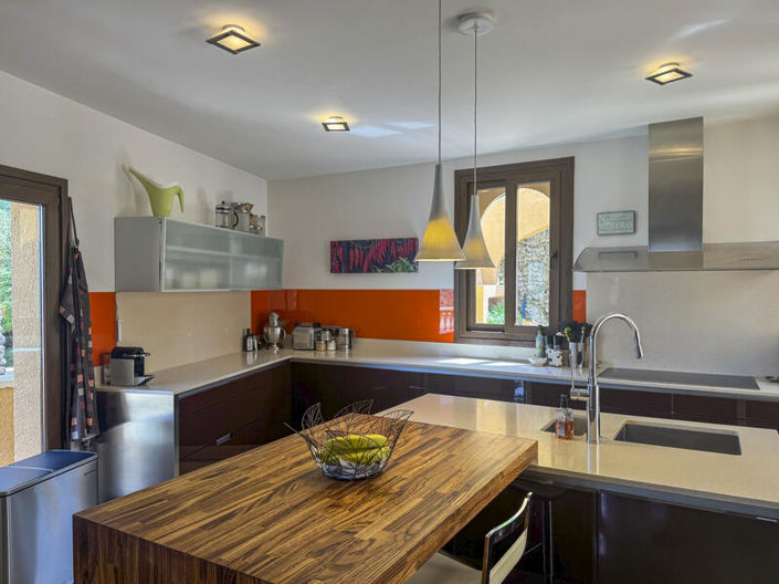 Image No.8-4 Bed Villa for sale