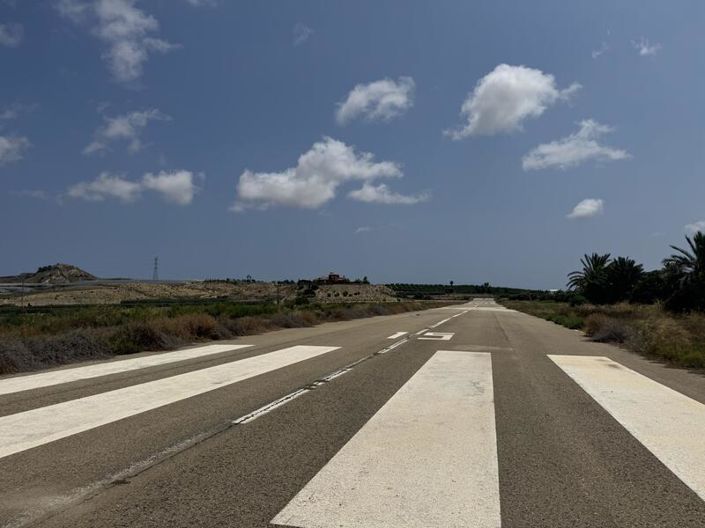 Image No.24-5 Bed Property for sale