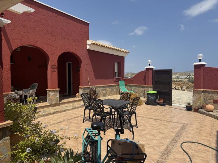 Image No.25-5 Bed Property for sale