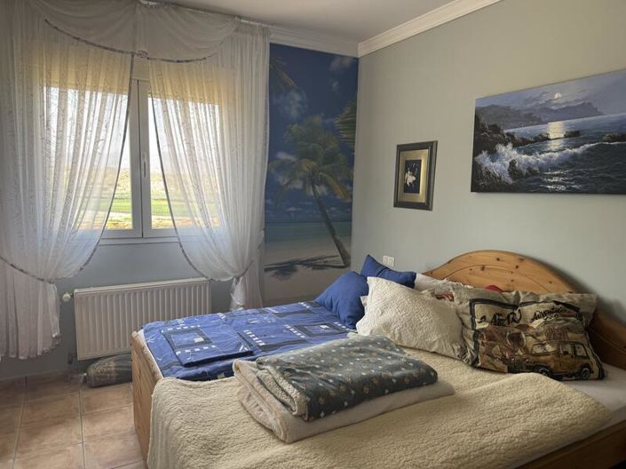 Image No.43-5 Bed Property for sale