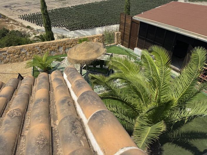 Image No.48-5 Bed Property for sale