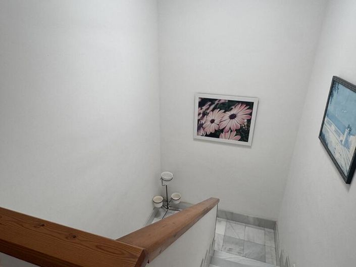 Image No.20-3 Bed Townhouse for sale