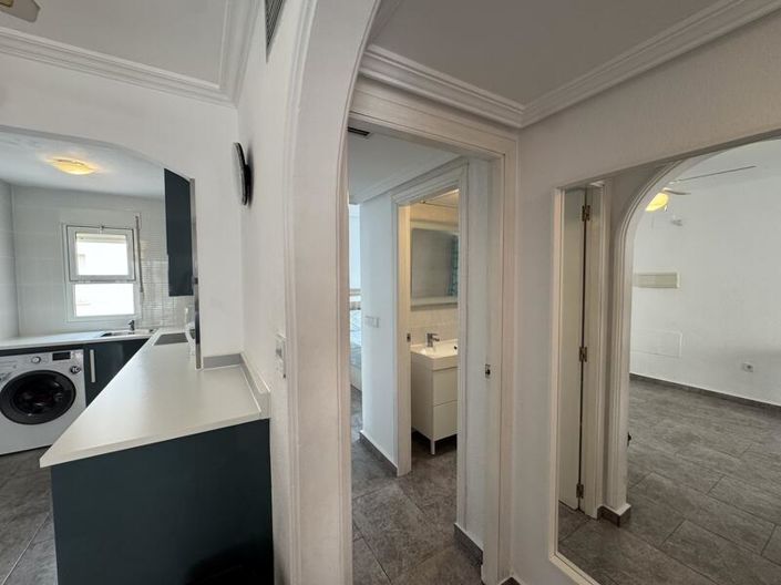 Image No.18-3 Bed Apartment for sale