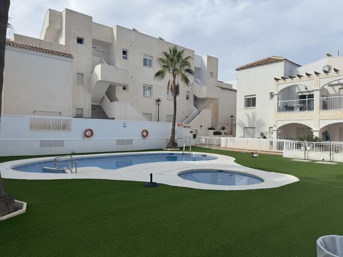 Image No.23-3 Bed Apartment for sale