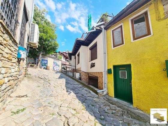 Image No.32-6 Bed House for sale