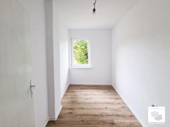 Image No.7-2 Bed House for sale