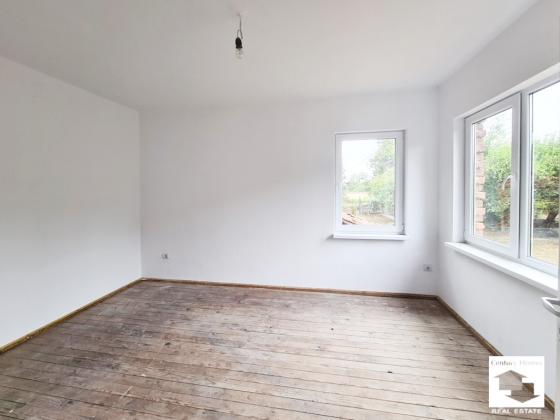 Image No.10-2 Bed House for sale