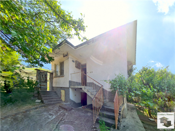 1 - Strazhitsa, House