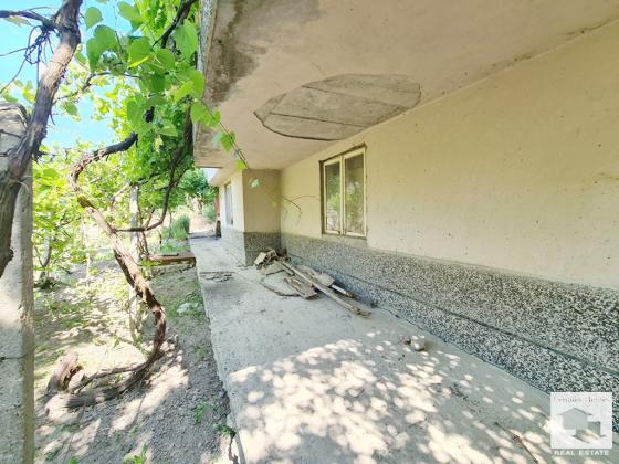 Image No.12-2 Bed House for sale