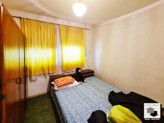 Image No.9-2 Bed House for sale