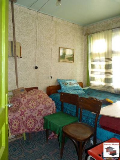 Image No.10-2 Bed House for sale