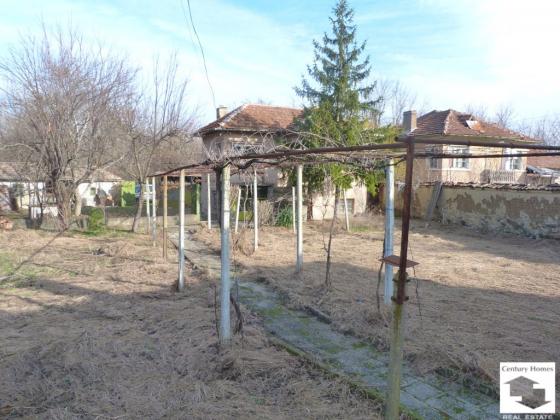 Image No.20-2 Bed House for sale